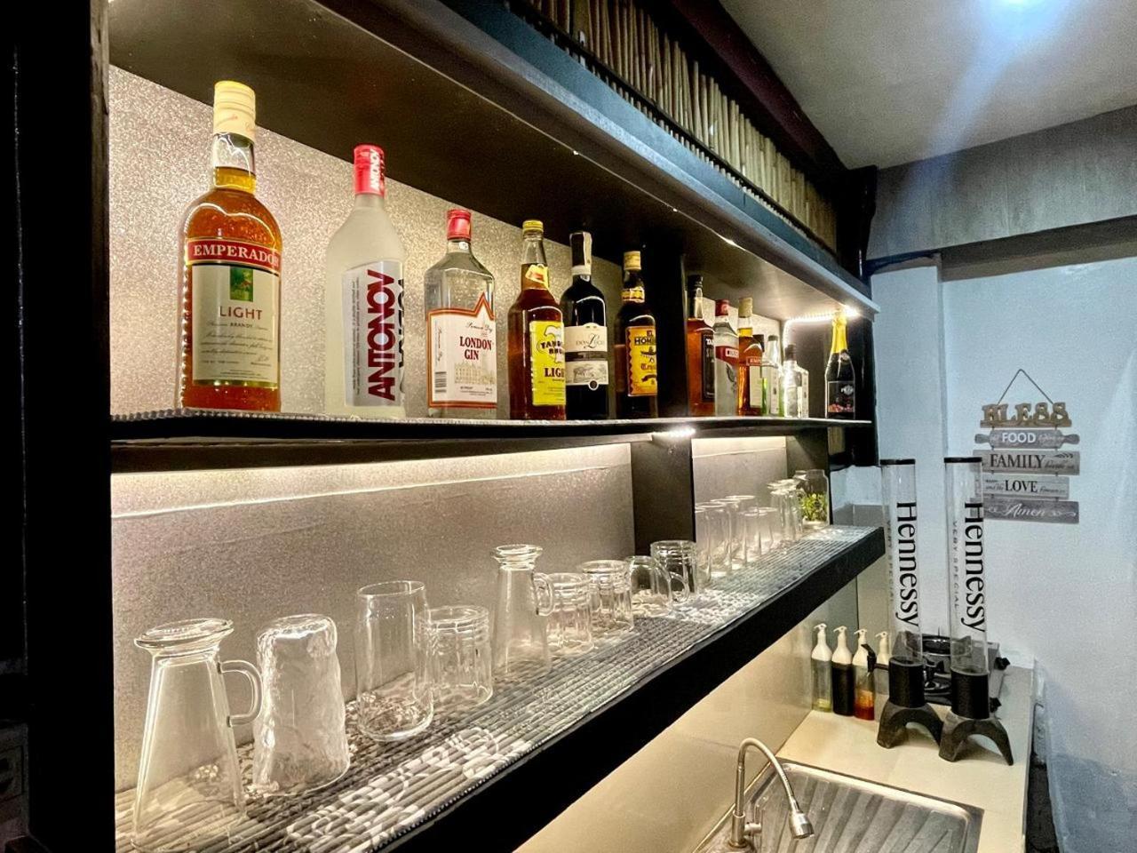 Trail Inn プエルト・プリンセサ エクステリア 写真